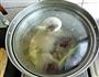 荸荠莲藕大骨汤的做法图解7