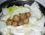 大白菜粉丝丸子煲的做法图解2
