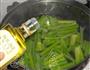 凉拌芹菜的做法步骤2