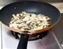香菇芝麻滑鸡片的做法图解4