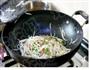 茭白青椒炒肉丝的做法图解4