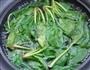 凉拌花生米菠菜的做法步骤2