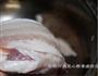 蒜末红油白肉的做法图解1