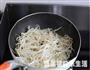 青蒜豆芽炒粉条的做法图解4