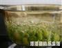 蚕豆炒春笋的做法图解2