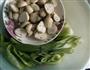 青菜草菇的做法步骤3