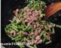 肉丁香干炒长豆的做法图解7