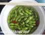 炝毛豆的做法步骤3