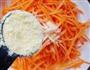 粉蒸胡萝卜丝的做法步骤2