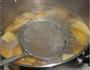 苹果雪耳瘦肉汤的做法图解3