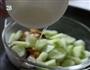 淡菜拌冰爽黄瓜的做法图解3