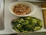 家常西兰花炒肉片的做法图解1