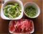 豌豆榨菜炒肉丝的做法图解1