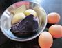 紫薯苹果蛋卷的做法图解1