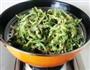 炒杂粮野菜的做法图解5