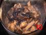 小鸡炖蘑菇的做法图解10
