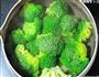 生炒花椰菜的做法图解1