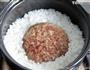 窝蛋牛肉煲仔饭的做法图解9