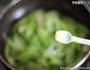 西芹百合的做法步骤6
