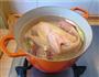 菌菇炖鸡汤的做法图解1