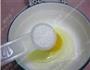 奶香鸡蛋饼的做法图解1