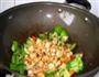 榨菜鸡丁的做法图解4