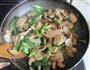 青蒜肉丝炒年糕的做法图解11