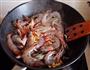 白葡萄酒焖虾的做法图解2