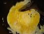 香菇炒鸡蛋的做法图解3