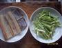 宁波本帮菜  芹菜拌手撕鳗的做法图解1