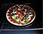 腊肠黑橄榄披萨的做法图解5