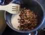 菌菇咸肉饭的做法图解7