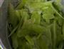 火腿炒莴笋的做法图解2