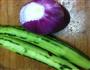 黄瓜炒洋葱的做法步骤1
