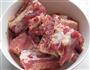 椒盐排骨的做法图解1