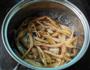 金针瘦肉粉丝汤的做法图解4