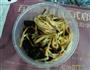 金针菜拌黑木耳的做法图解1