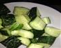 80后黄瓜炒鸡丁的做法图解2
