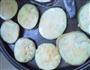 煎茄子饼儿的做法图解6