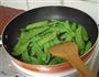 荷兰豆炒肉的做法图解4