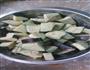 风味茄子的做法图解1