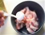 辣白菜炒五花肉的做法图解2