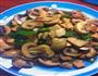 鸡肉炒口蘑的做法图解4