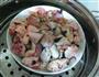 木耳香菇蒸滑鸡的做法图解2