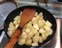 土豆焖五花肉的做法图解3
