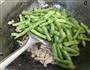 豆角焖面的做法图解5