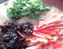 彩椒拌黑木耳的做法图解1