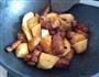 土豆烧肉的做法图解4