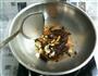 泥鳅炖豆腐的做法图解5