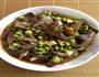 青豆炒茄子的做法图解1